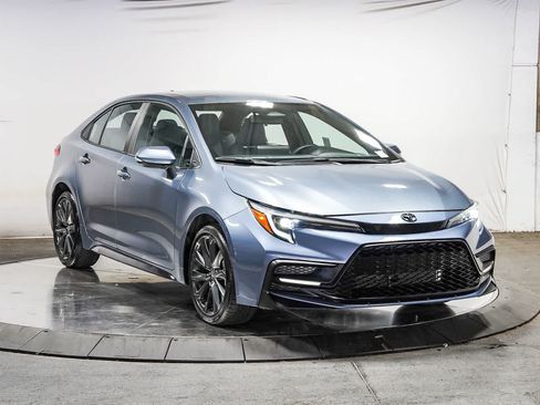 Used 2025 Toyota Corolla SE FWD image 5