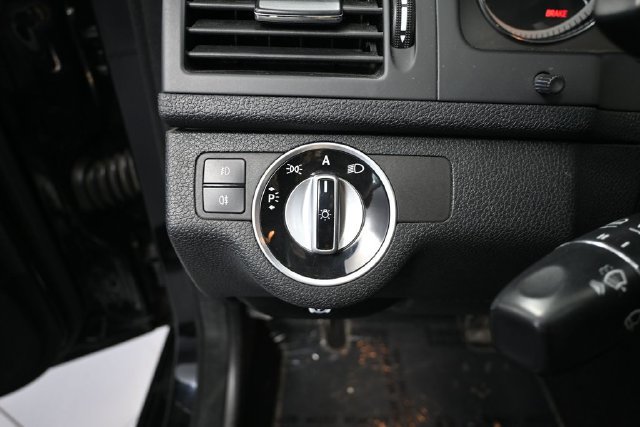 Used 2011 Mercedes-Benz C 300 4MATIC Sedan image 23