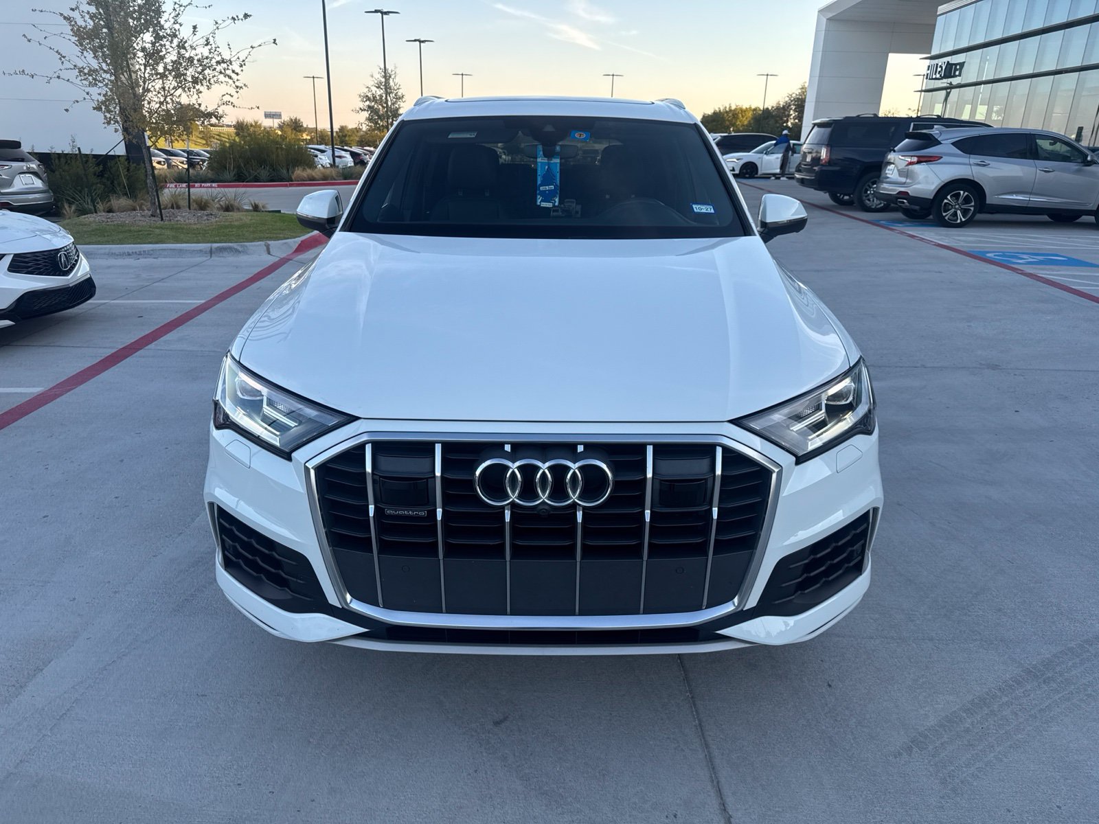 Used 2023 Audi Q7 2.0T Premium Plus w/ Premium Plus Package AWD/4WD image 2