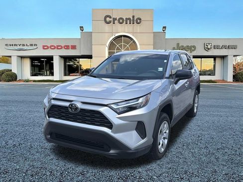 Used 2023 Toyota RAV4 LE FWD image 7