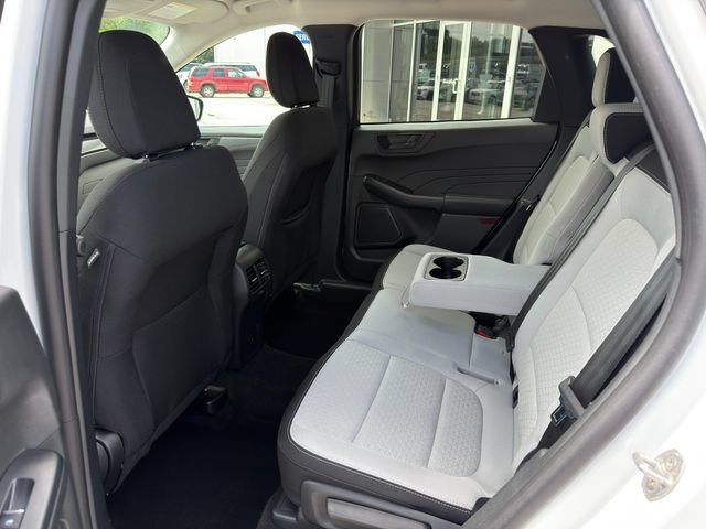 Used 2025 Ford Escape Active w/ Cold Weather Package AWD/4WD image 14