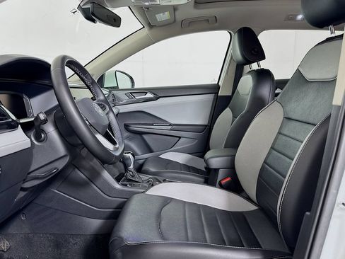 Used 2023 Volkswagen Taos SEL AWD/4WD image 8