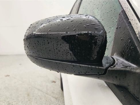 Used 2025 Jeep Compass Latitude image 18