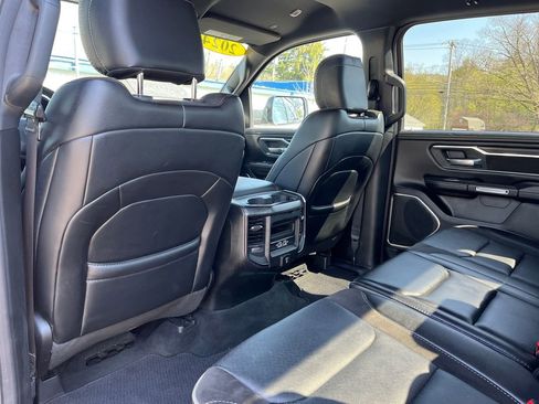 Used 2024 RAM 1500 Laramie AWD/4WD image 29