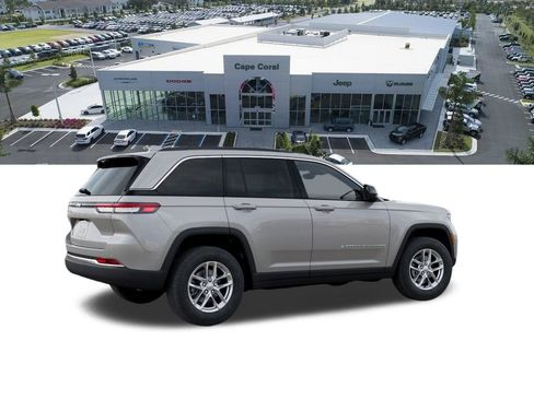 New 2026 Jeep Grand Cherokee Laredo RWD image 4
