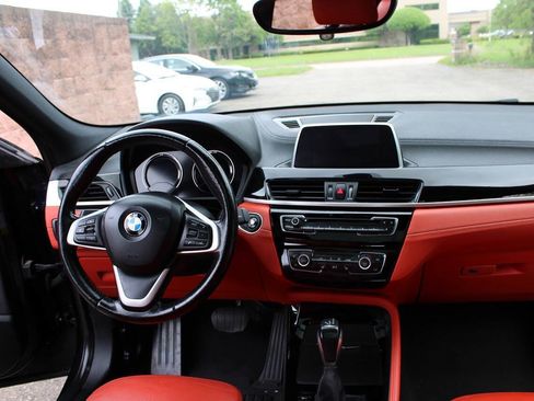 Used 2018 BMW X2 xDrive28i w/ Convenience Package AWD/4WD image 19