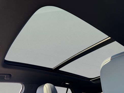 Certified 2024 Honda Prologue Touring image 10