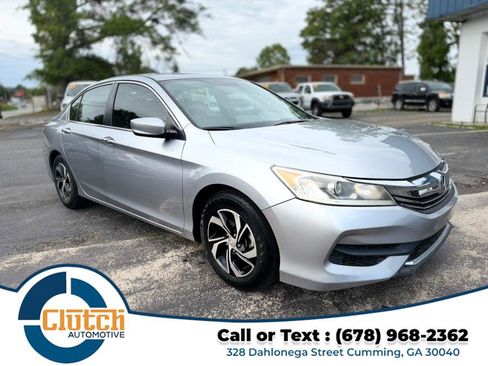 Used 2016 Honda Accord LX image 3