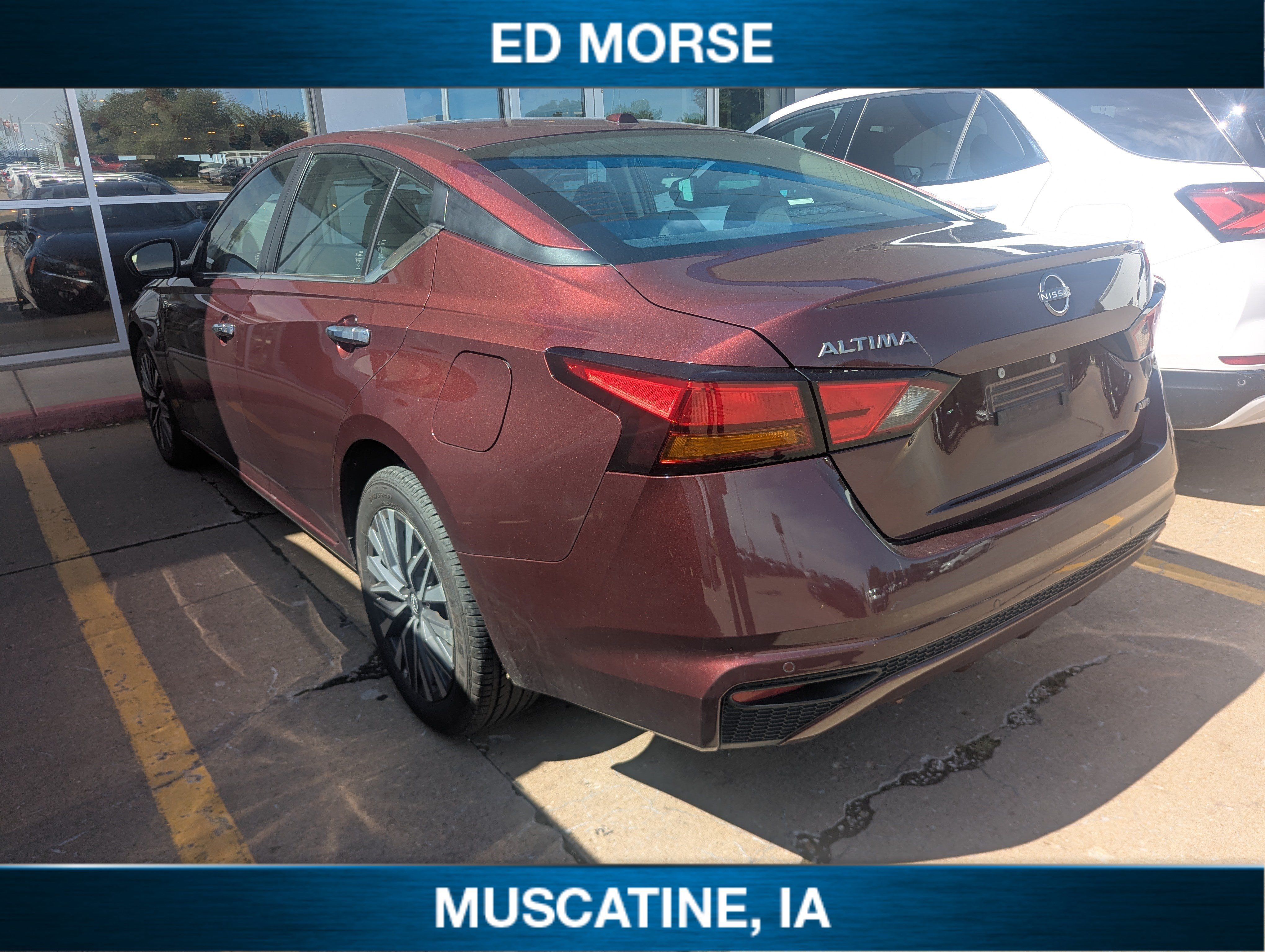 Used 2025 Nissan Altima 2.5 SV AWD/4WD image 4
