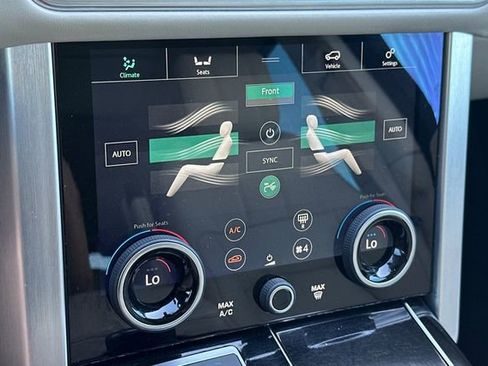 Used 2020 Land Rover Range Rover HSE image 20