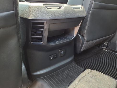 Used 2024 Toyota Tundra Limited AWD/4WD image 17