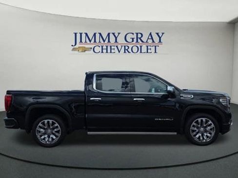 Used 2024 GMC Sierra 1500 Denali w/ Denali Reserve Package AWD/4WD image 6