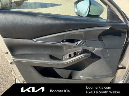 Used 2024 MAZDA CX-30 AWD 2.5 S w/ Preferred Package image 16