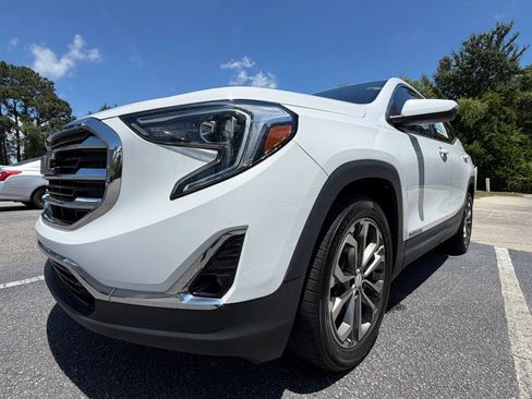 Used 2019 GMC Terrain SLT FWD image 10