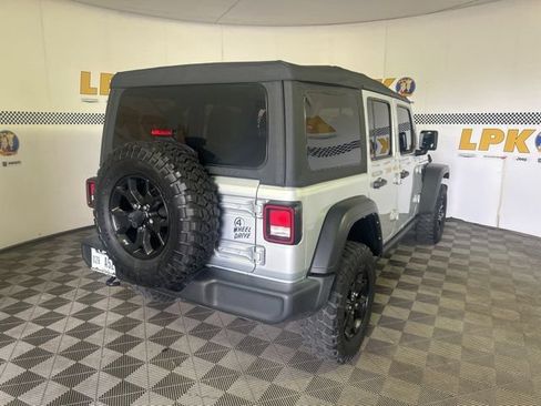 Used 2022 Jeep Wrangler Unlimited Sport AWD/4WD image 3