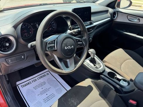 Used 2022 Kia Forte LXS FWD image 12