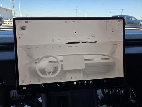 Used 2024 Tesla Model 3 Standard Range image 11