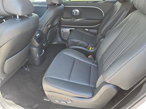 New 2026 Hyundai Ioniq 9 Calligraphy image 13