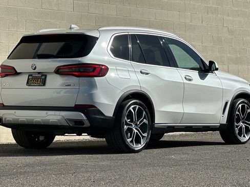 Used 2023 BMW X5 xDrive40i w/ Premium Package image 4