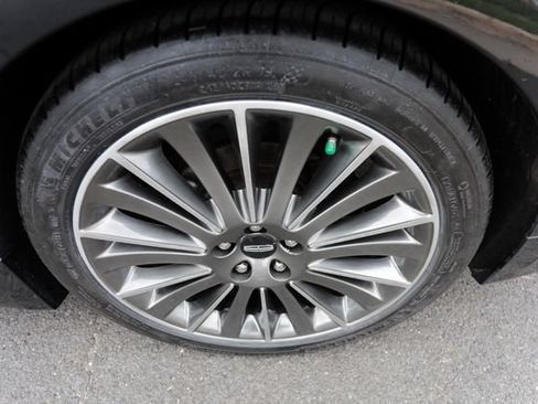 Used 2013 Lincoln MKZ Hybrid FWD image 21
