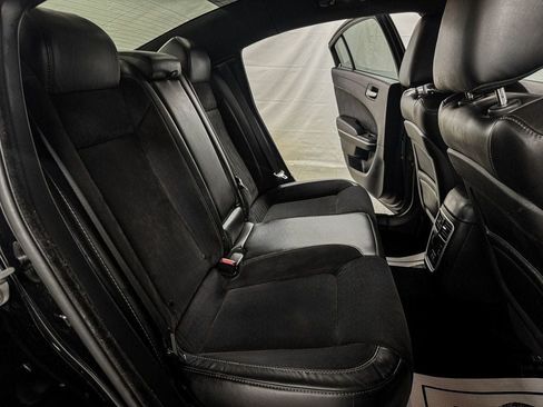 Used 2020 Dodge Charger Scat Pack RWD image 10