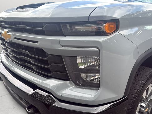 Certified 2024 Chevrolet Silverado 2500 Custom w/ Custom Value Package AWD/4WD image 32