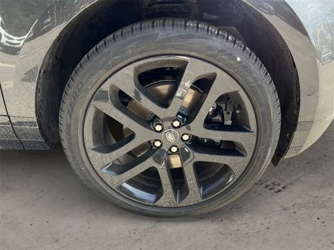 New 2026 Land Rover Range Rover Evoque Dynamic SE image 11