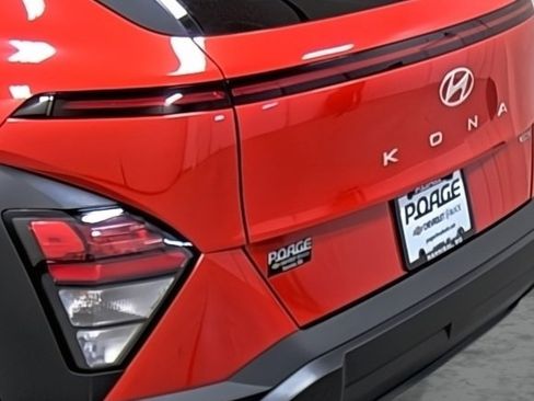 Used 2025 Hyundai Kona SEL AWD/4WD image 10