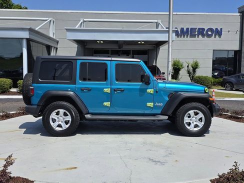 Used 2019 Jeep Wrangler Unlimited Sport S AWD/4WD image 34