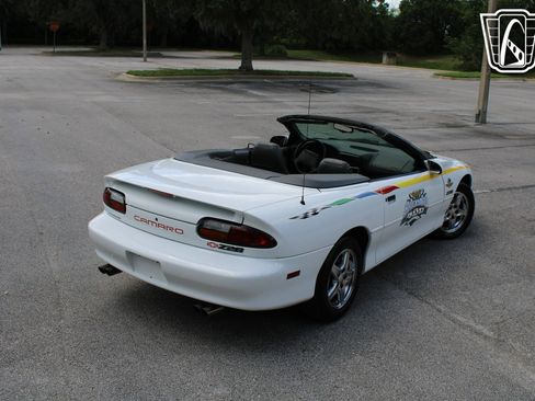 Used 1997 Chevrolet Camaro Z28 image 40