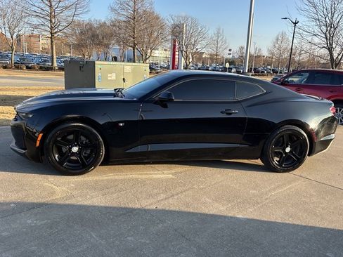 Used 2022 Chevrolet Camaro LT image 7