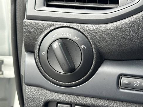 Certified 2022 Nissan Titan S w/ S Utility Package image 35