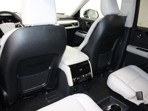 New 2025 Lincoln Aviator Premiere w/ Equipment Group 101A image 27