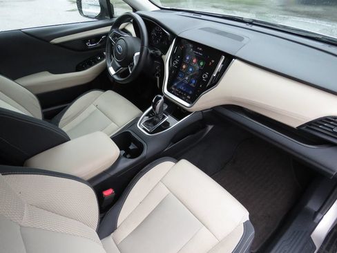 Used 2020 Subaru Outback Premium AWD/4WD image 14