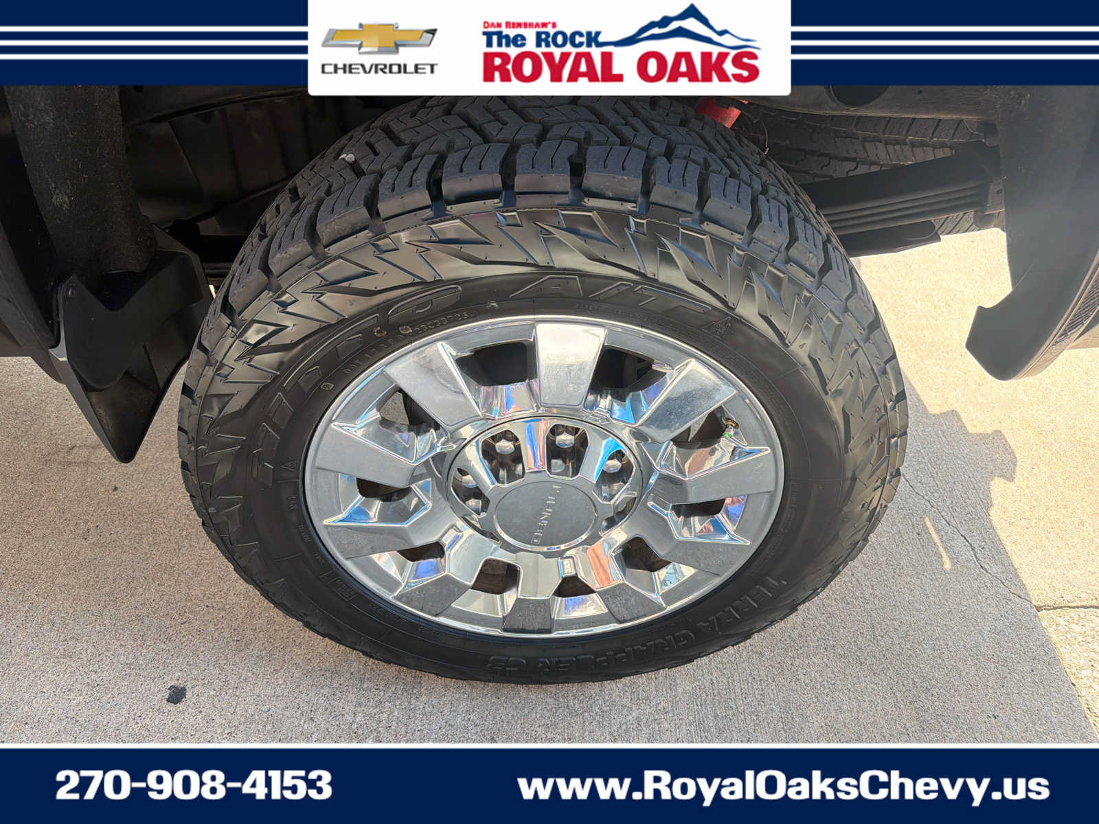 Used 2018 GMC Sierra 2500 Denali w/ Duramax Plus Package AWD/4WD image 11