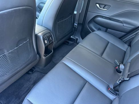 Used 2025 Hyundai Kona Limited image 27