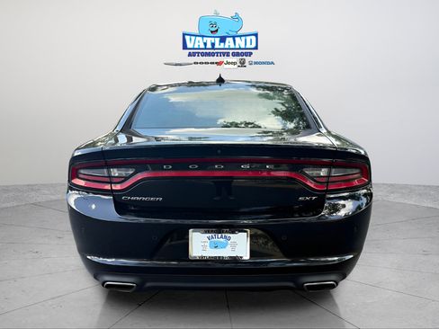 Used 2018 Dodge Charger SXT Plus w/ Quick Order Package 29J RWD image 4