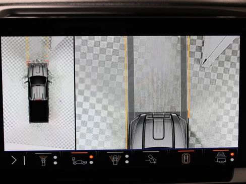 Used 2024 GMC Sierra 2500 SLT w/ SLT Convenience Package image 35