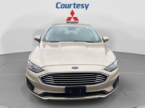 Used 2019 Ford Fusion SE FWD image 9