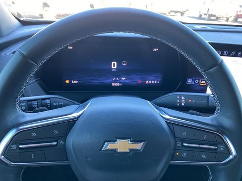 Used 2024 Chevrolet Traverse LS image 31