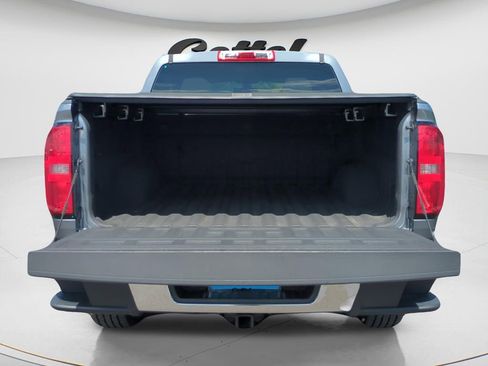 Used 2021 Chevrolet Colorado W/T w/ WT Convenience Package RWD image 9