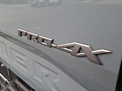 Used 2023 Nissan Frontier PRO-4X w/ Technology Package image 30