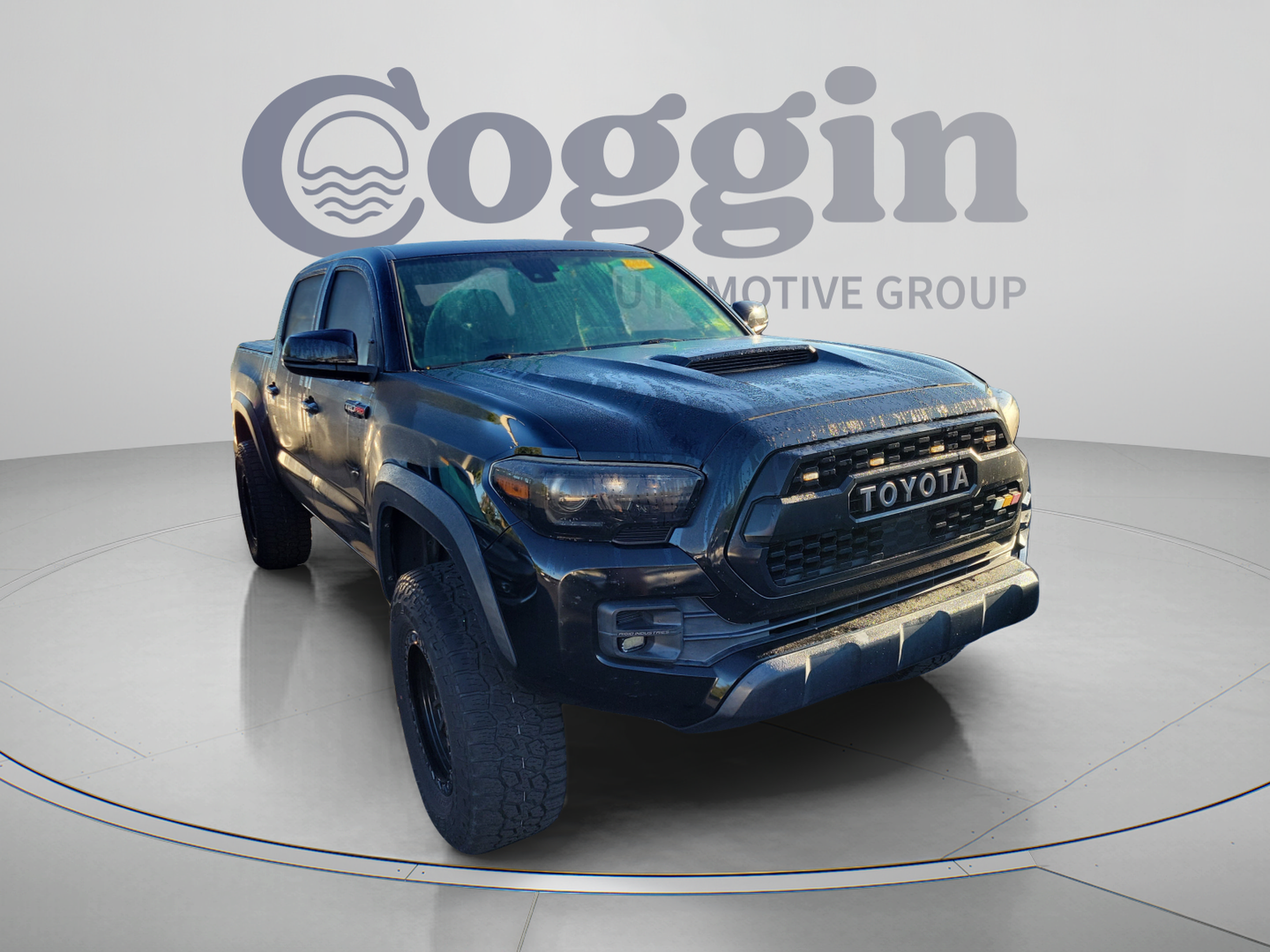 Used 2019 Toyota Tacoma TRD Pro AWD/4WD image 9