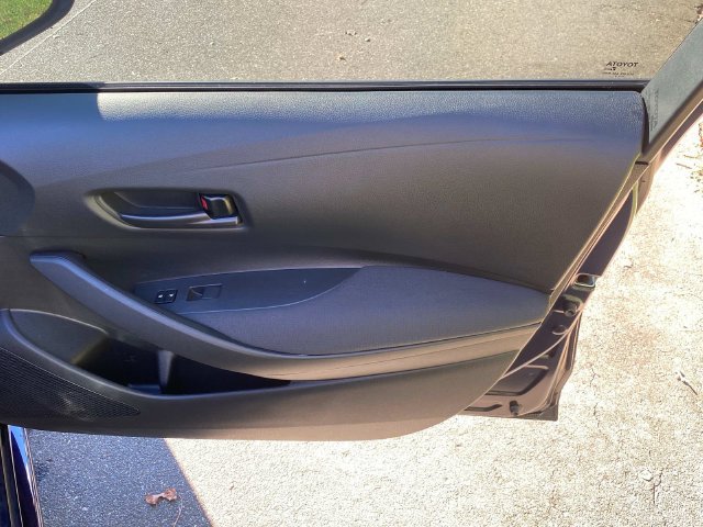 Used 2024 Toyota Corolla LE FWD image 35