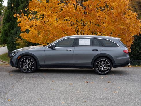 Used 2023 Mercedes-Benz E 450 4MATIC All-Terrain Wagon image 3