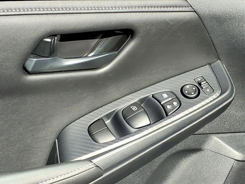 New 2025 Nissan Sentra S image 13