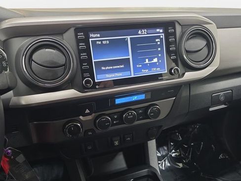 Certified 2022 Toyota Tacoma SR5 image 17