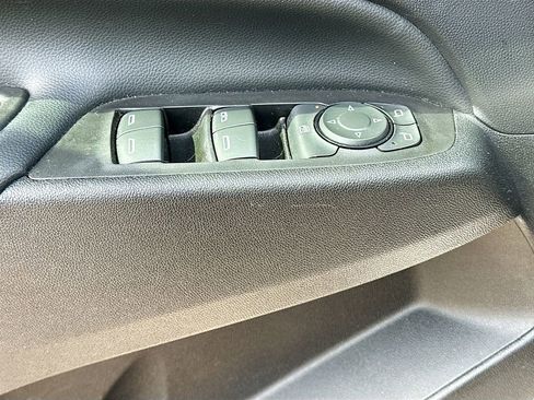 Used 2020 Chevrolet Equinox LT FWD image 14