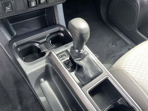 Used 2023 Toyota Tacoma SR5 w/ Technology Package image 33