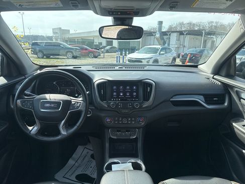 Used 2023 GMC Terrain AT4 image 16
